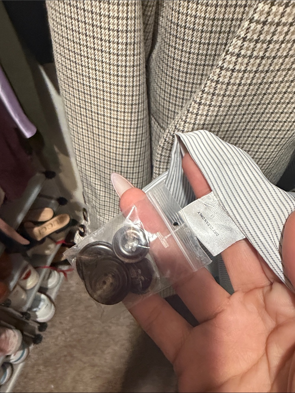 Evereve Double-Breasted Checked Blazer - Beige - XL - Picture 11 of 13
